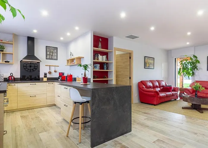 Prázdninový dům La Roseraie Loucrup